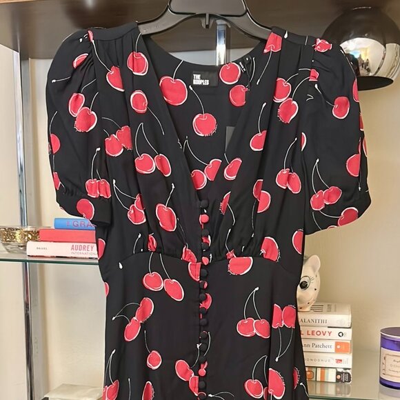 La Cerise Cherry Printed long dress with Buttoning - Picture 4 of 8